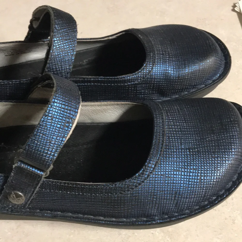 Alegria Belle Shoes - Size 39 / 9 /9.5 Excellent Condition Blue Black Iridescent - Picture 1 of 5